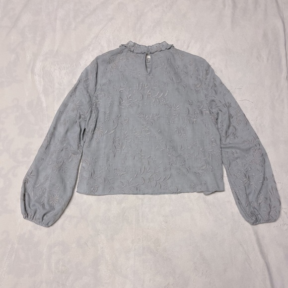 Zara Embroidered Bell Sleeve Blouse NWOT - Picture 2 of 10
